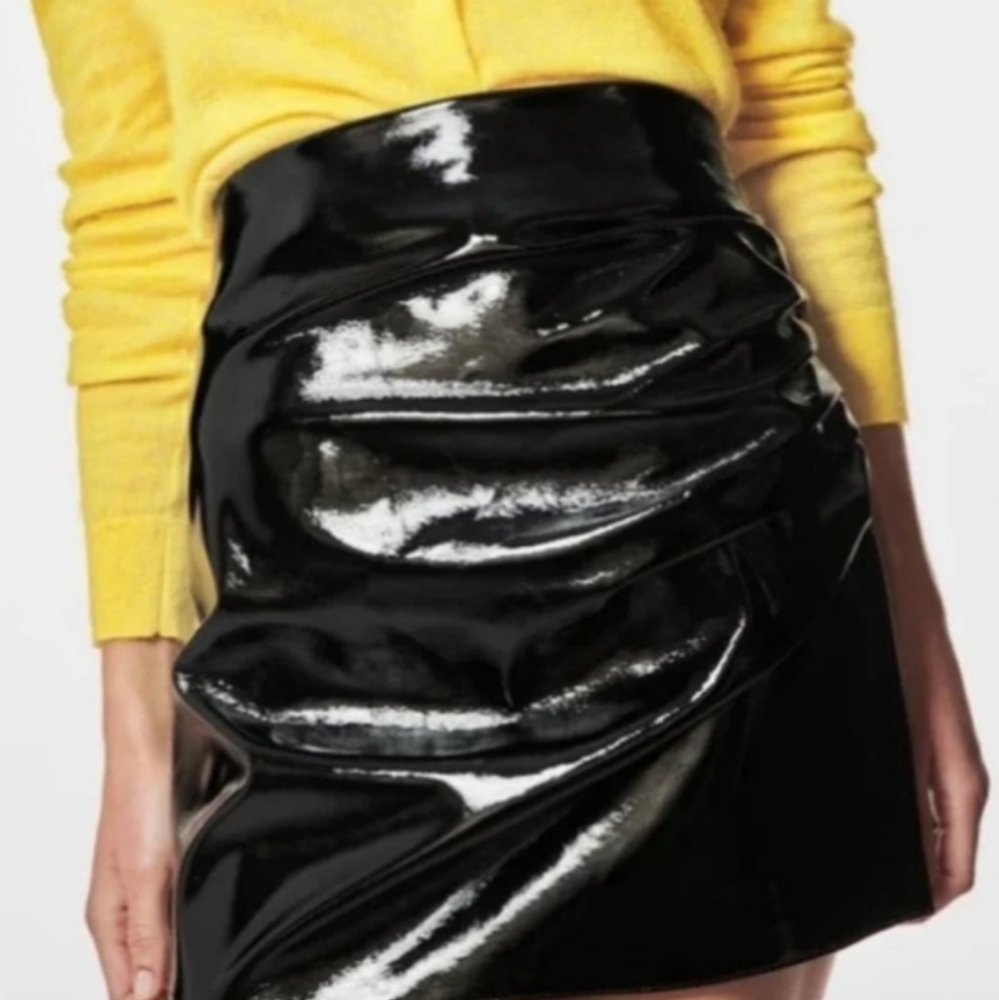 Zara The Misty High Shine Faux Leather 60's That Girl Clubbing Mini Skirt Sz L